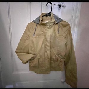 LIGHT MUSTARD COLOR HOODED FAUX LEATHER JACKET~NWOT